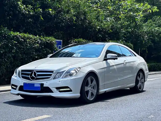 Mercedes-Benz Mercedes-Benz E-Class (Imported) Mercedes-Benz E-Class (Imported) 2012 E 200 Cgi Coupe