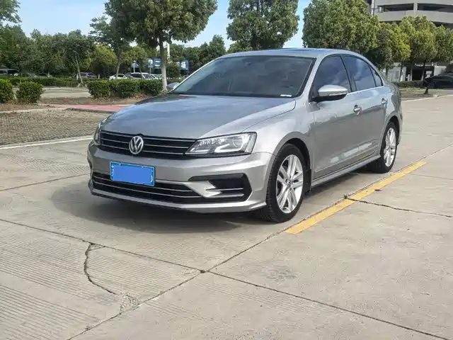 Volkswagen Sagitar Sagitar 2018 280tsi Dsg Dynamic Edition