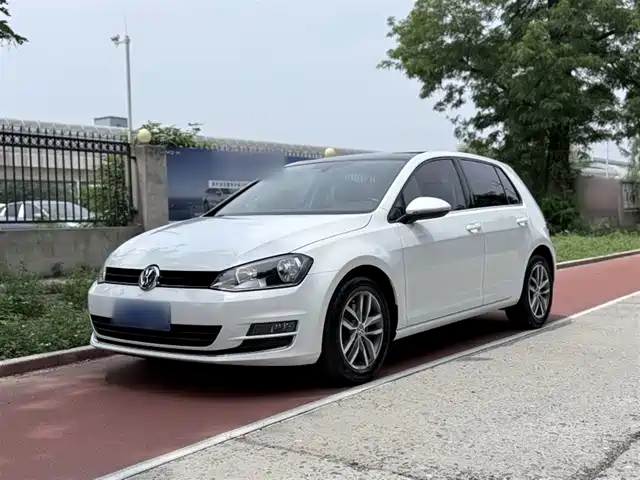 Volkswagen Golf Golf 2016 230tsi Automatic Luxury Model