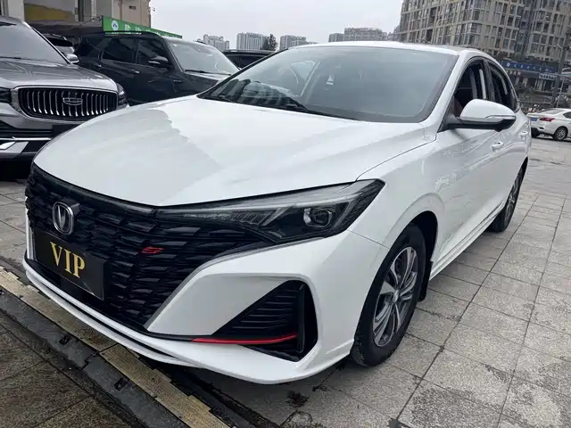 Chang'An Escape Eado 2022 Plus Blue Whale Ne 1.4t Gdi Dct Premium Edition