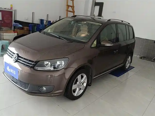 Volkswagen Touran Touran 2013 1.4t Manual Comfort Version 5 Seats — фото