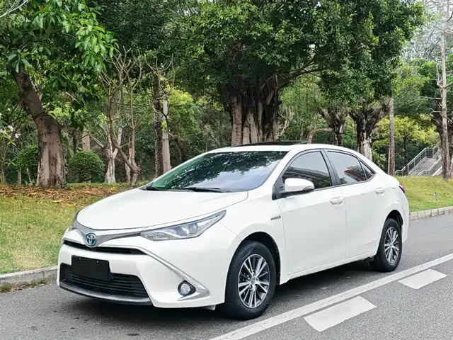 Toyota Lei Ling Ralink 2017 Facelift Dual Engine 1.8h Gs E-Cvt Elite Edition National V