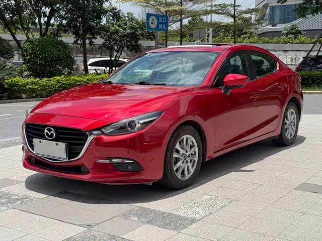 Mazda Mazda3 Angkesela Mazda3 Angkesela 2017 Sedan 1.5l Automatic Luxury Model National V