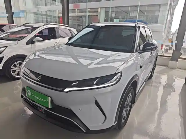 Byd Yuan UP Yuan Up 2025 Smart Driving Edition 401km Vitality Edition — фото