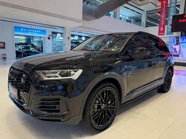 Audi Audi Q7 Audi Q7 2022 55 Tfsi Quattro S Line Sports — фото