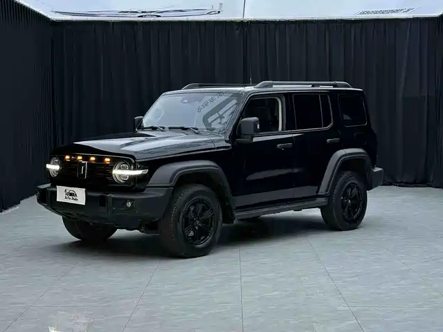Tank Tank 300 Tank 300 2023 Off-Road Version 2.0t Challenger — фото