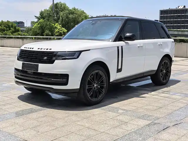 Land Rover Range Rover Range Rover 2025 3.0 L6 360ps Grand Edition