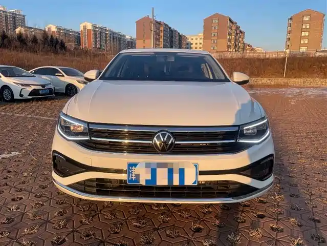 Volkswagen Bora Bora 2023 200tsi Dsg Smart Travel Edition