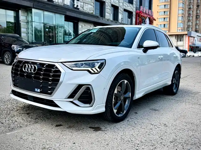 Audi Audi Q3 Audi Q3 2022 35 Tfsi Fashionable And Dynamic
