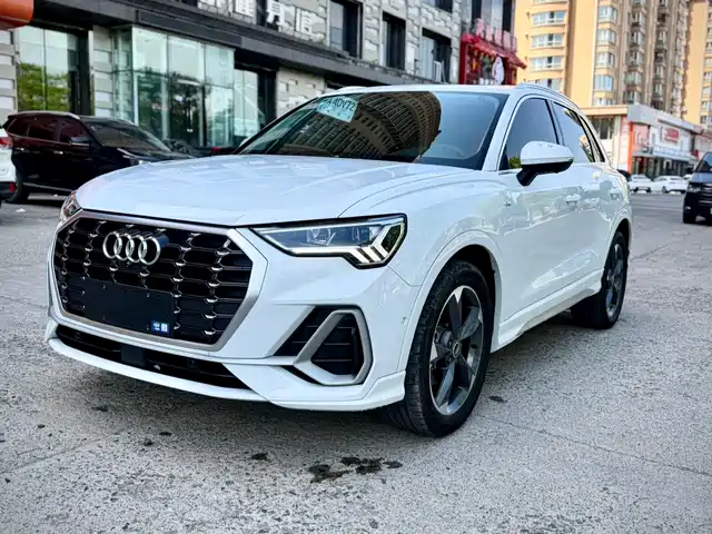 Audi Audi Q3 Audi Q3 2023 35 Tfsi Fashionable And Dynamic (1.4t)