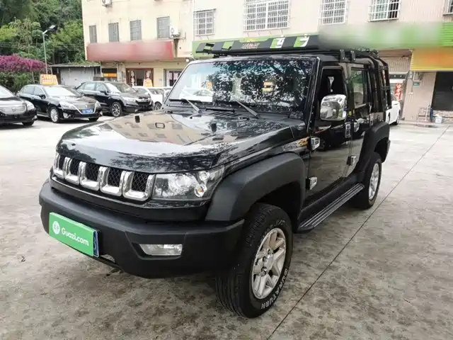 Beijing Cross Country Beijing Off-Road Bj40 Beijing Off-Road Bj40 2016 40l 2.3t Automatic Two-Wheel Drive Premium Version