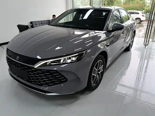 Byd Qin L Qin L 2026 DM-i 128KM leading model — фото