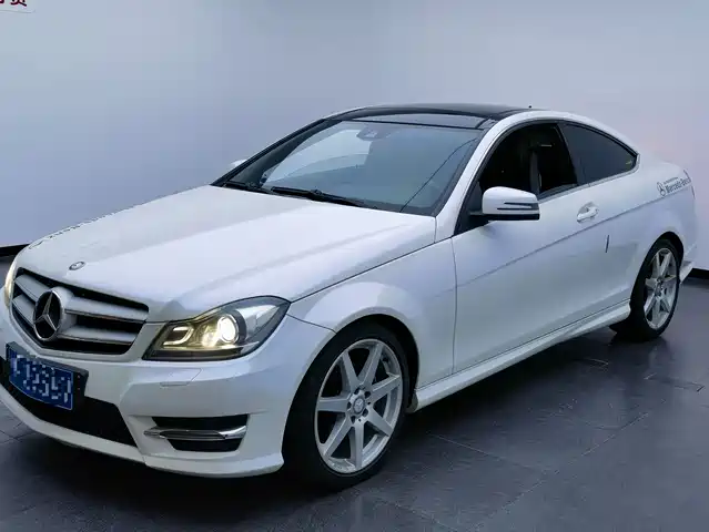 Mercedes-Benz Mercedes-Benz C-Class (Imported) Mercedes-Benz C-Class (Imported) 2013 C 180 Coupe Version