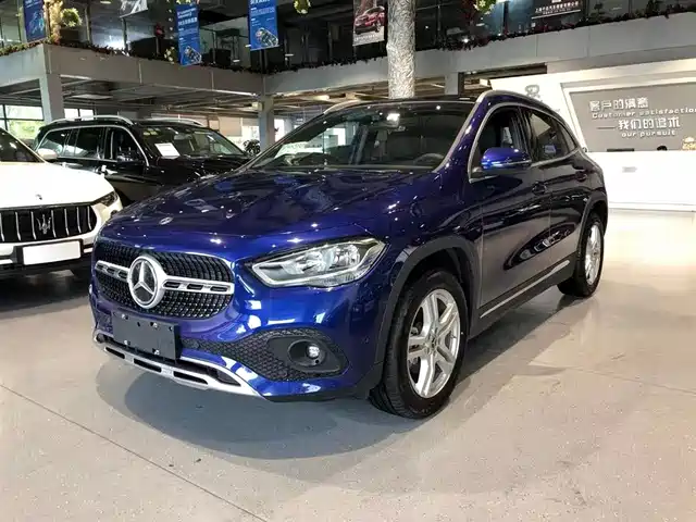 Mercedes-Benz Mercedes-Benz A-Class (Imported) Mercedes-Benz A-Class Import 2016 A 180 — фото
