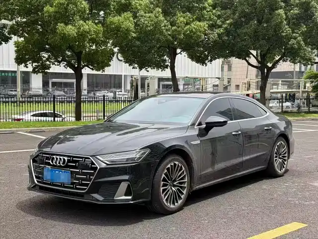 Audi Audi A7l Audi A7l 2024 45tfsi S-Line Dream Building Liquid Crystal Package