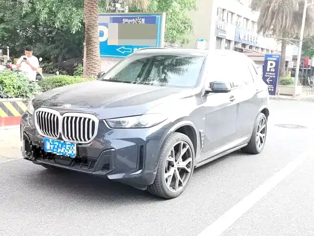 Bmw Bmw X5 Bmw X5 2026 Xdrive 30li Exclusive M Sports Night Package — фото