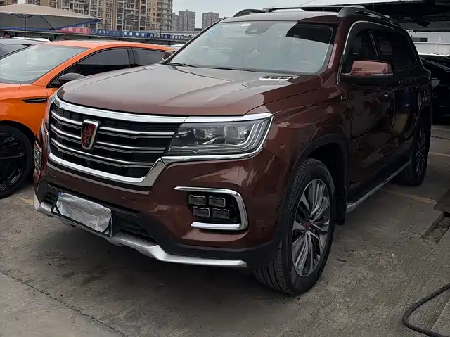Roewe Roewe Rx8 Roewe Rx8 2018 30t Intelligent Networked Four-Wheel Drive Supreme Edition