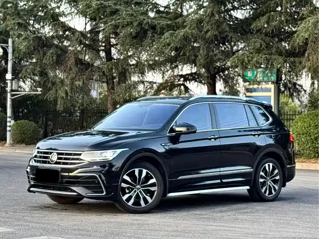 Volkswagen Tiguan L Tiguan L 2022 380tsi Automatic Four-Wheel Drive R-Line Version 7 Seats — фото