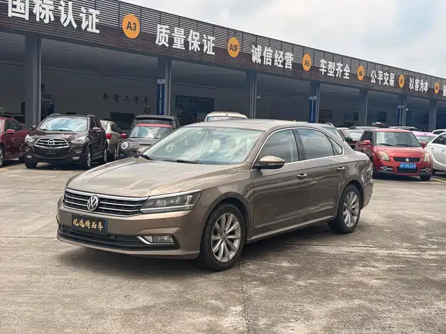 Volkswagen Passat Passat 2017 330tsi Dsg Premium Edition