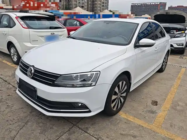 Volkswagen Sagitar Sagitar 2018 1.6l Automatic Comfort Model