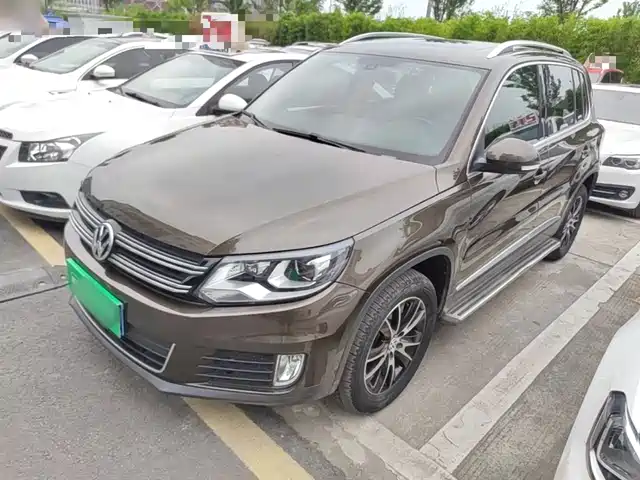 Volkswagen Tiguan Tiguan 2015 1.8tsi Automatic Two-Wheel Drive Luxury Model