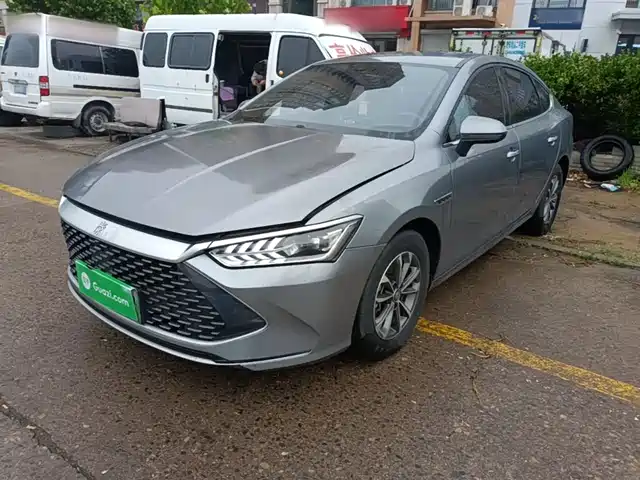 Byd Qin Plus Qin Plus 2023 Champion Edition Dm-I 55km Leading Model — фото