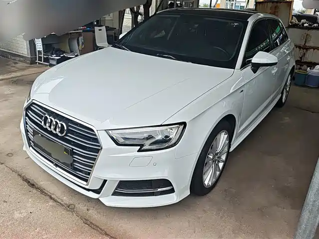 Audi Audi A3 Audi A3 2018 30th Anniversary Model Sportback 35 Tfsi Fashionable Model