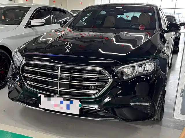 Mercedes-Benz Mercedes-Benz E-Class Mercedes-Benz E-Class 2025 E 300 L Luxury Sports Model — фото