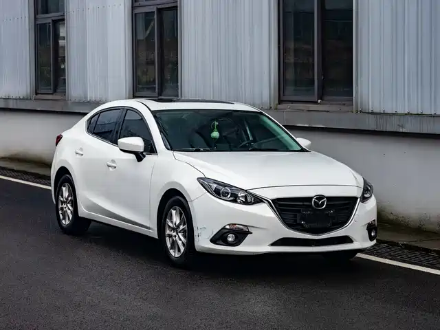 Mazda Mazda3 Angkesela Mazda3 Angkesela 2016 Sedan 1.5l Automatic Luxury Model