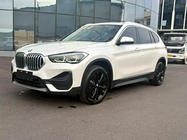 Bmw Bmw X1 Bmw X1 2020 Sdrive20li Fashion Model