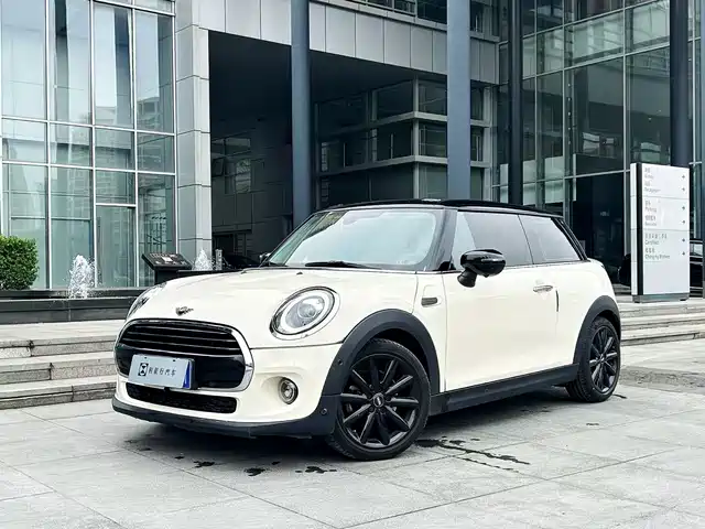 Mini Mini Mini 2021 1.5t Cooper Artist — фото