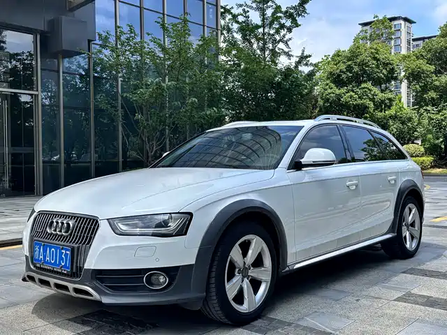 Audi Audi A4 (Imported) Audi A4 Imported 2014 40 Tfsi Allroad Quattro Plus Version — фото