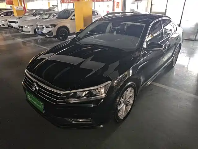 Volkswagen Passat Passat 2017 330tsi Dsg Premium Edition
