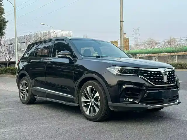 China Zhonghua V7 Zhonghua V7 2018 280t Dct Luxury Model 5 Seats