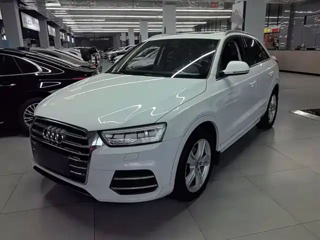 Audi Audi Q3 Audi Q3 2017 30 Tfsi Style — фото
