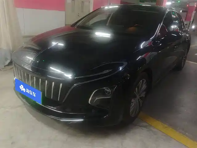 Red Flag Hongqi E-Qm5 Hongqi E-Qm5 2023 Model 620km Plus