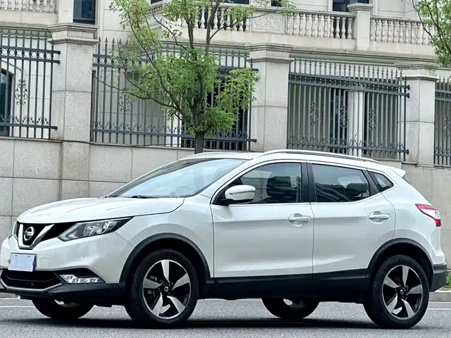 Nissan Qashqai Qashqai 2017 2.0l Cvt Elite Edition National V