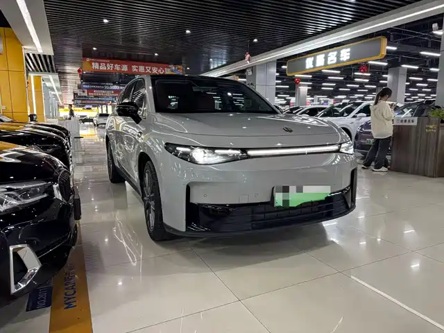 Leap Car Zero Running C10 Leapmoo C10 2024 210 Smart Edition — фото