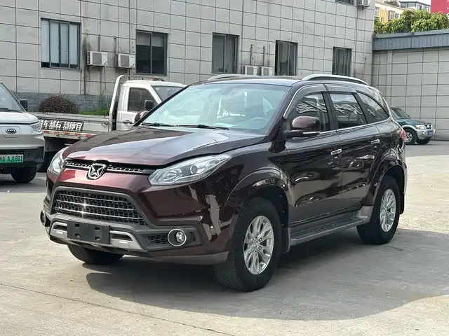 Jiangling Yusheng S350 Yusheng S350 2016 2.0t Automatic Four-Wheel Drive Gasoline Luxury Sunroof Version 7 Seats — фото