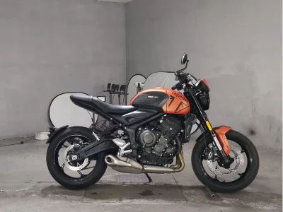 TRIUMPH TRIDENT 660 — фото