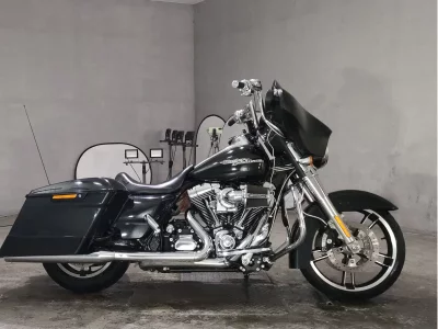 HARLEY-DAVIDSON HARLEY FLHX1690 — фото