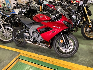 TRIUMPH DAYTONA 660 — фото