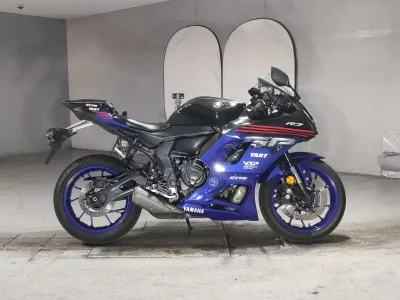 YAMAHA YZF-R7 — фото