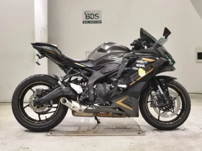 KAWASAKI ZX-25R — фото
