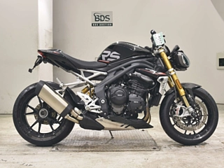 TRIUMPH SPEED TRIPLE RS — фото