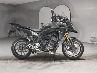 YAMAHA MT-09 — фото