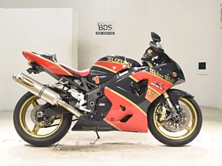 SUZUKI GSX-R750 — фото