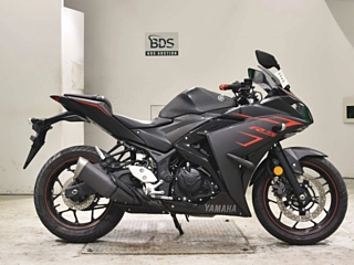 YAMAHA YZF-R3 — фото