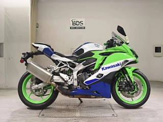 KAWASAKI ZX-4RR — фото