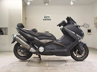 YAMAHA T-MAX530 — фото